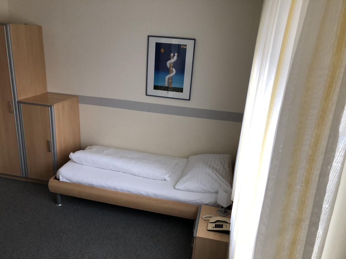 Schlafgut Hotel Sankt Poelten Exterior foto
