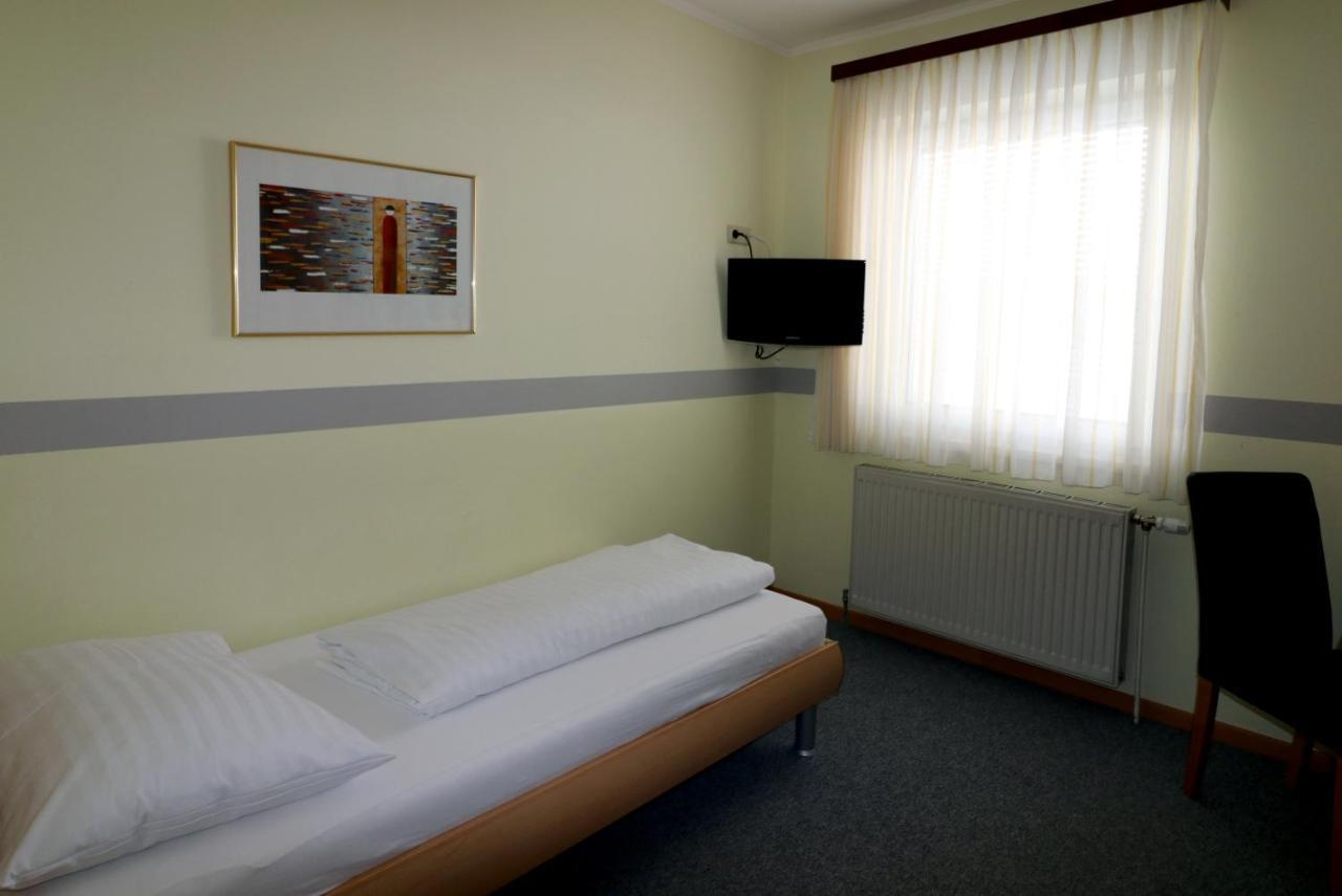 Schlafgut Hotel Sankt Poelten Exterior foto