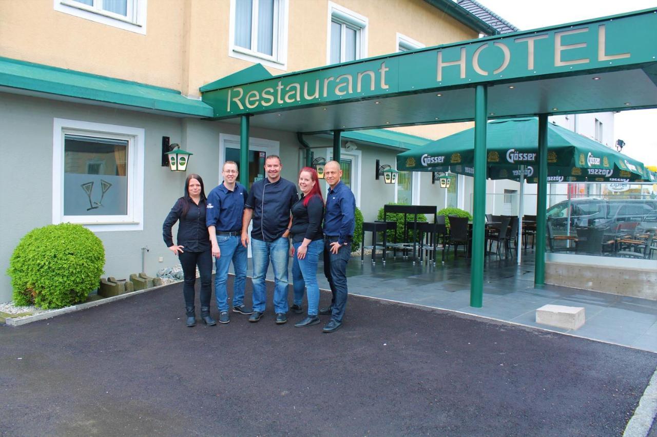 Schlafgut Hotel Sankt Poelten Exterior foto